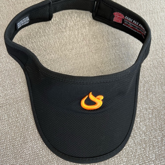 HOTWORX Black Visor and Accessories Set - Picture 5 of 7